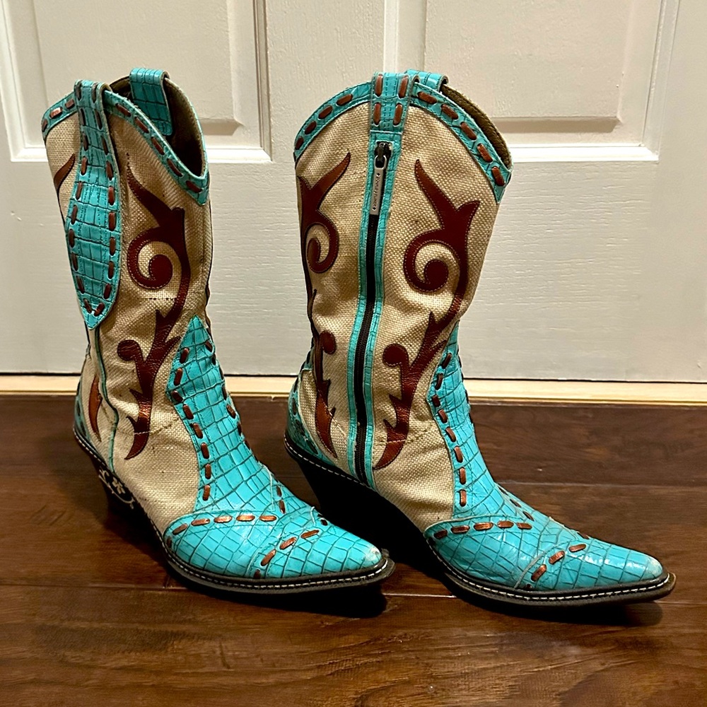 Donald J Pliner Western Couture Boots